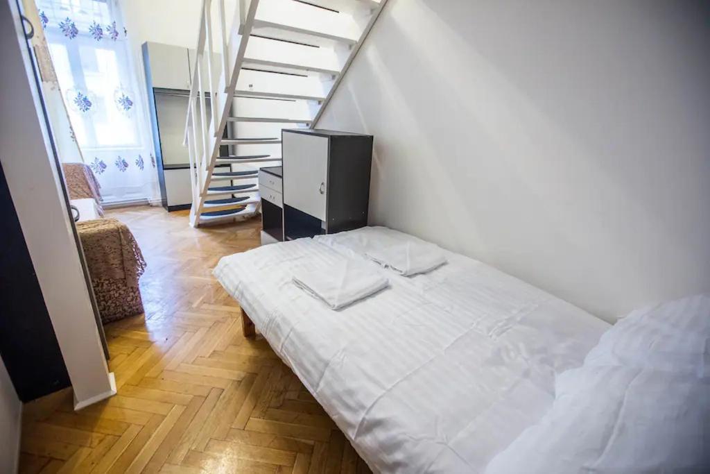 Keleti Apartment City Center Big Flat Bedroom Private Use Будапешт Экстерьер фото